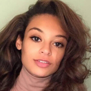 29. Kirsten Wallace